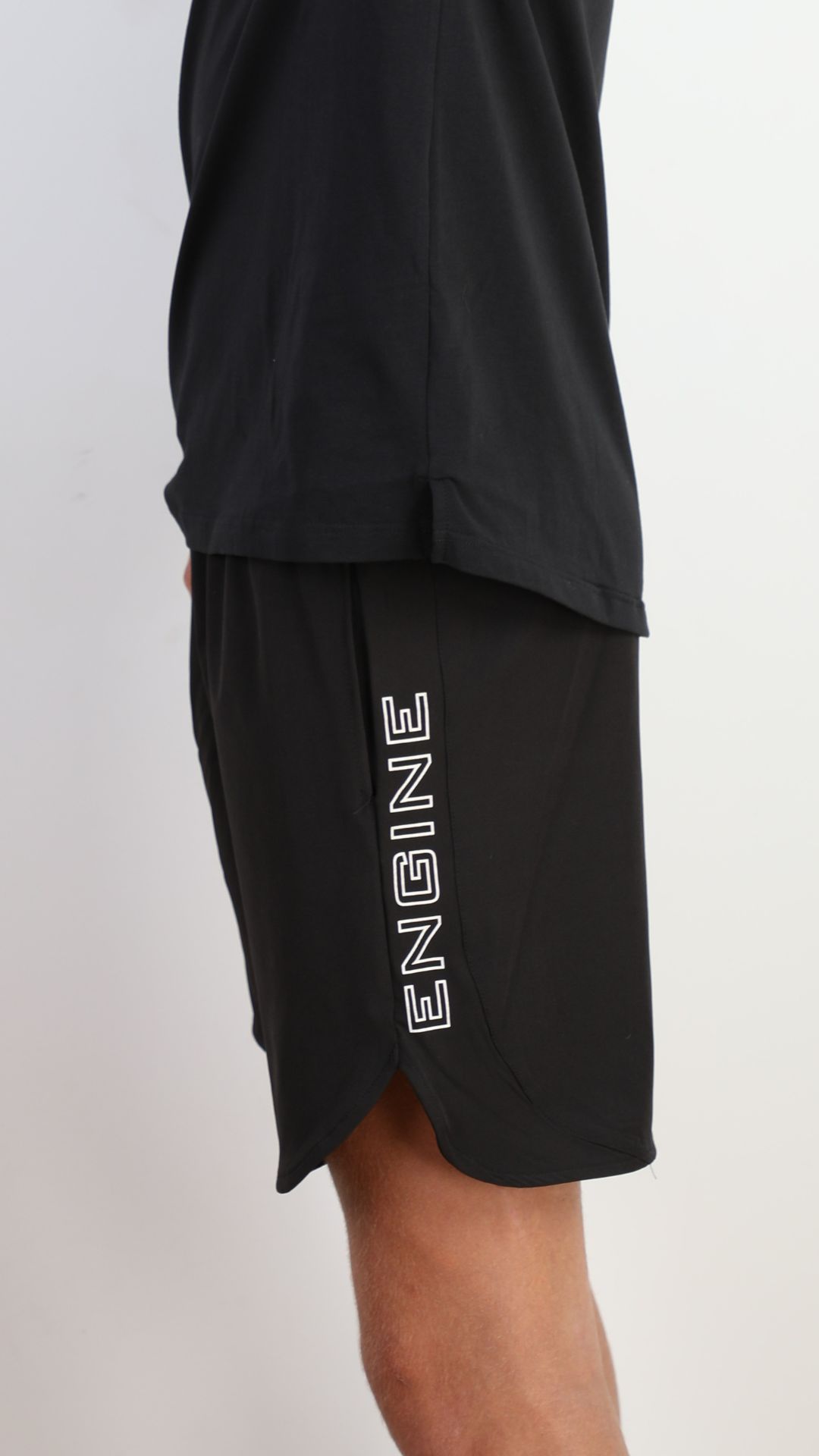 #colour_black